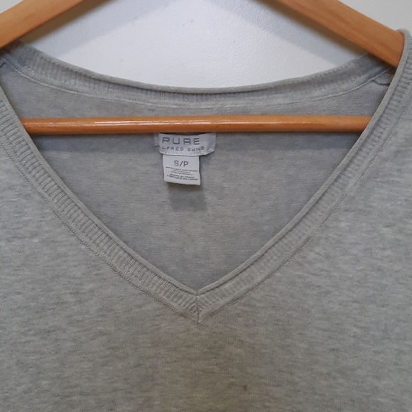 Cozy V-Neck Sweater - Picture 4 of 5